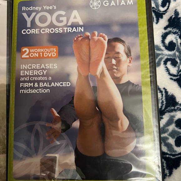2 BRAND NEW Rodney Yee’s Yoga DVD’s - Picture 7 of 7